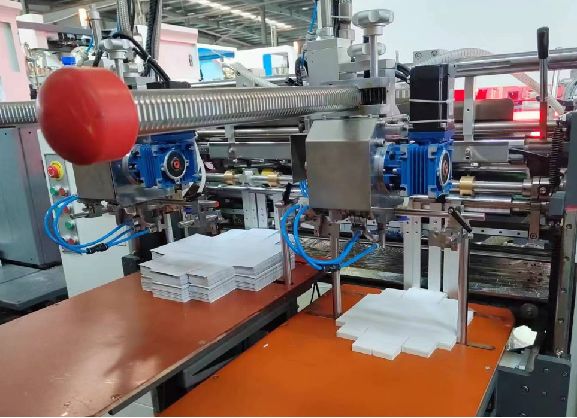 Wielofunkcyjna 2 w 1 inteligentna szybka automatyczna maszyna do tworzenia sztywnych pudełek50-70 sztuk/min