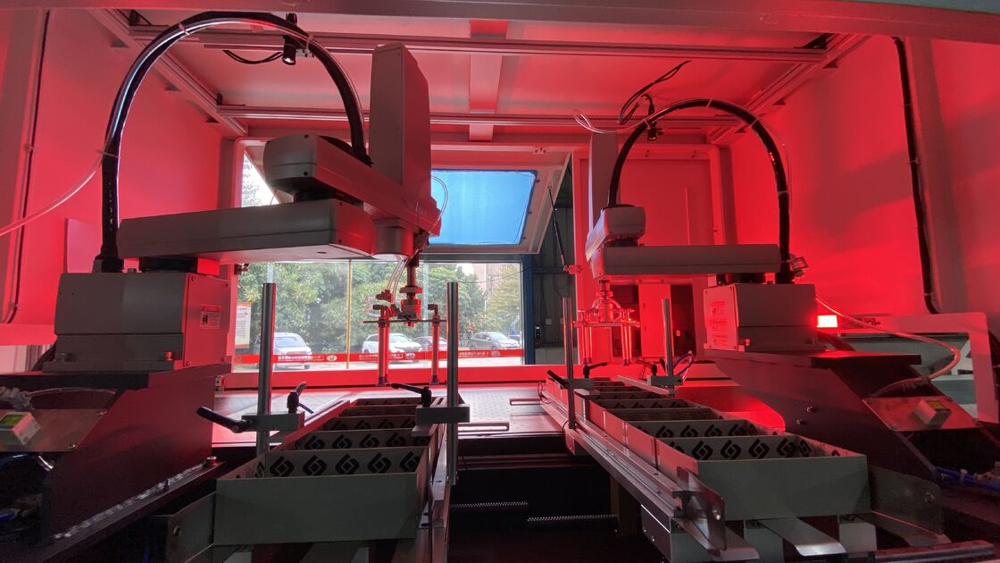 Podwójne karmienie podwójne formowanie sztywne pudełko maszyna do tworzenia szybka prędkość wysoka precyzja pełne sterowanie servo