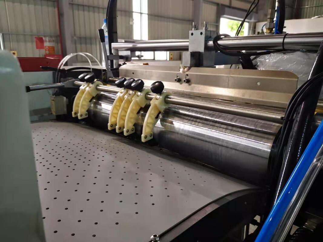 LY-HB2500CK Inteligentna szybka linia produkcyjna pudełek sztywnych Maszyna do produkcji pudełek o dużej prędkości