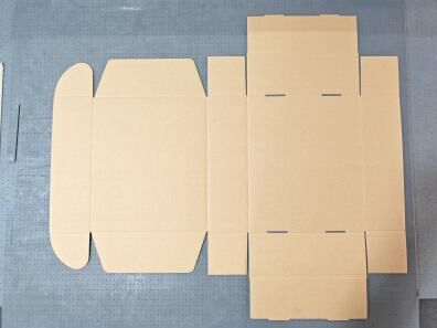 LY-RM-1209 Bezmatrycowa giętka maszyna do cięcia materiałów niemetalowych (maszyna do produkcji próbek) CNC maszyna do próbkowania/ Maszyna do produkcji próbek/ Produkcja małoseryjna/ Maszyna do cięcia materiałów