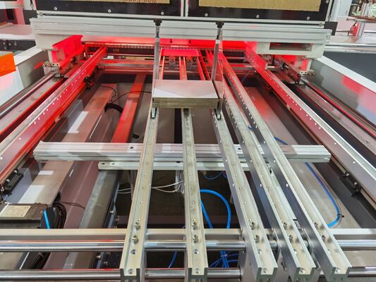 Automatyczna maszyna pozycjonowania prędkość 35-45 sztuk na minutę